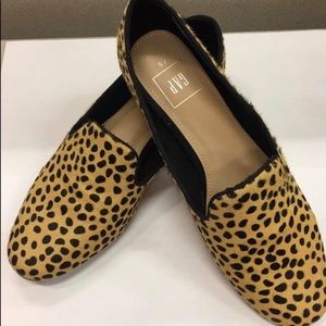 GAP Leopard print loafers